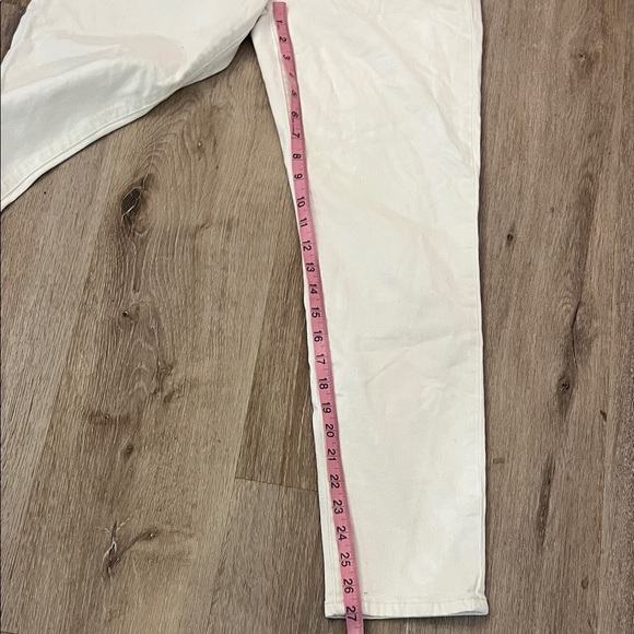 Joe's Jeans Women's Straight Leg in White - Picture 5 of 6